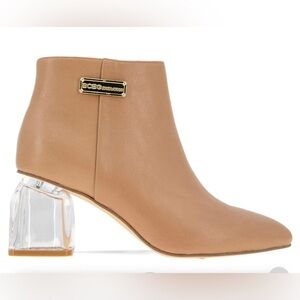 BCBGENERATION AXTON ANKLE BOOTIES TAN BLOCK HEEL PADDED MEMORY FOAM 5…